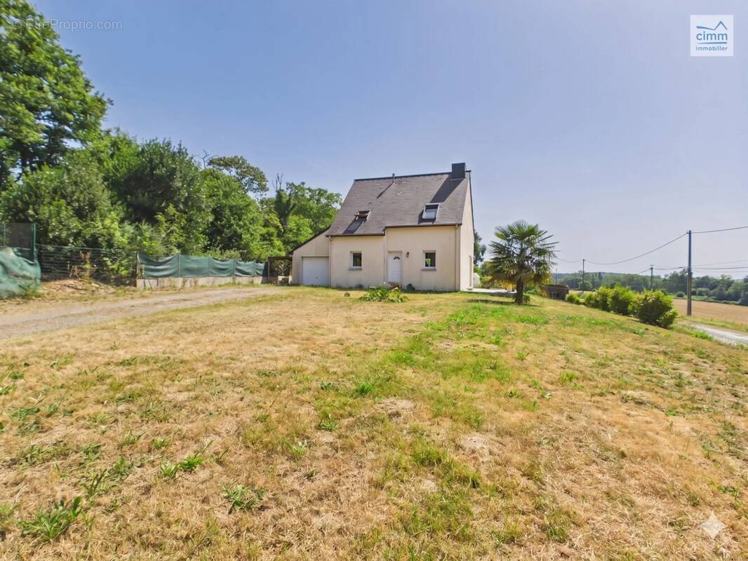Maison à LES BRULAIS