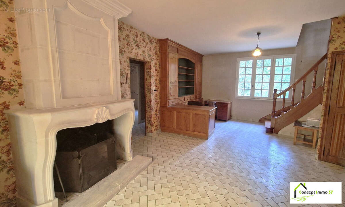 Maison 235 m² à Sainte-Maure-De-Touraine  - photo 5