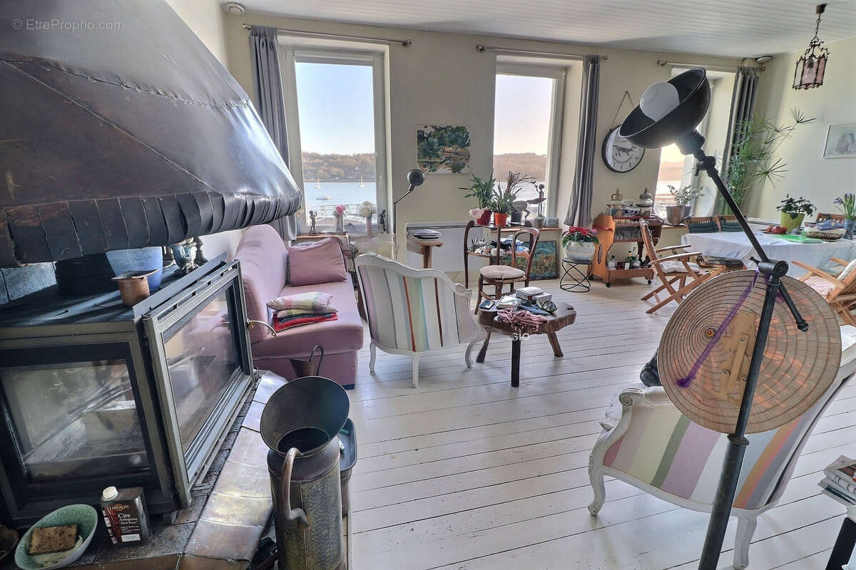 Maison à LE RELECQ-KERHUON