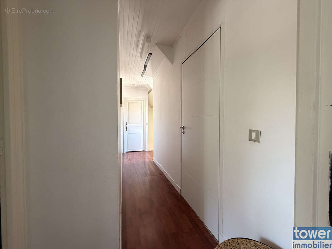 Maison individuelle 9 pièces   5 chambres   DPE B   Centre-ville   Sous-sol entièrement aménagé - photo 8