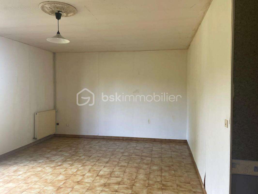 Maison à SAINT-AIGNAN-DE-COUPTRAIN