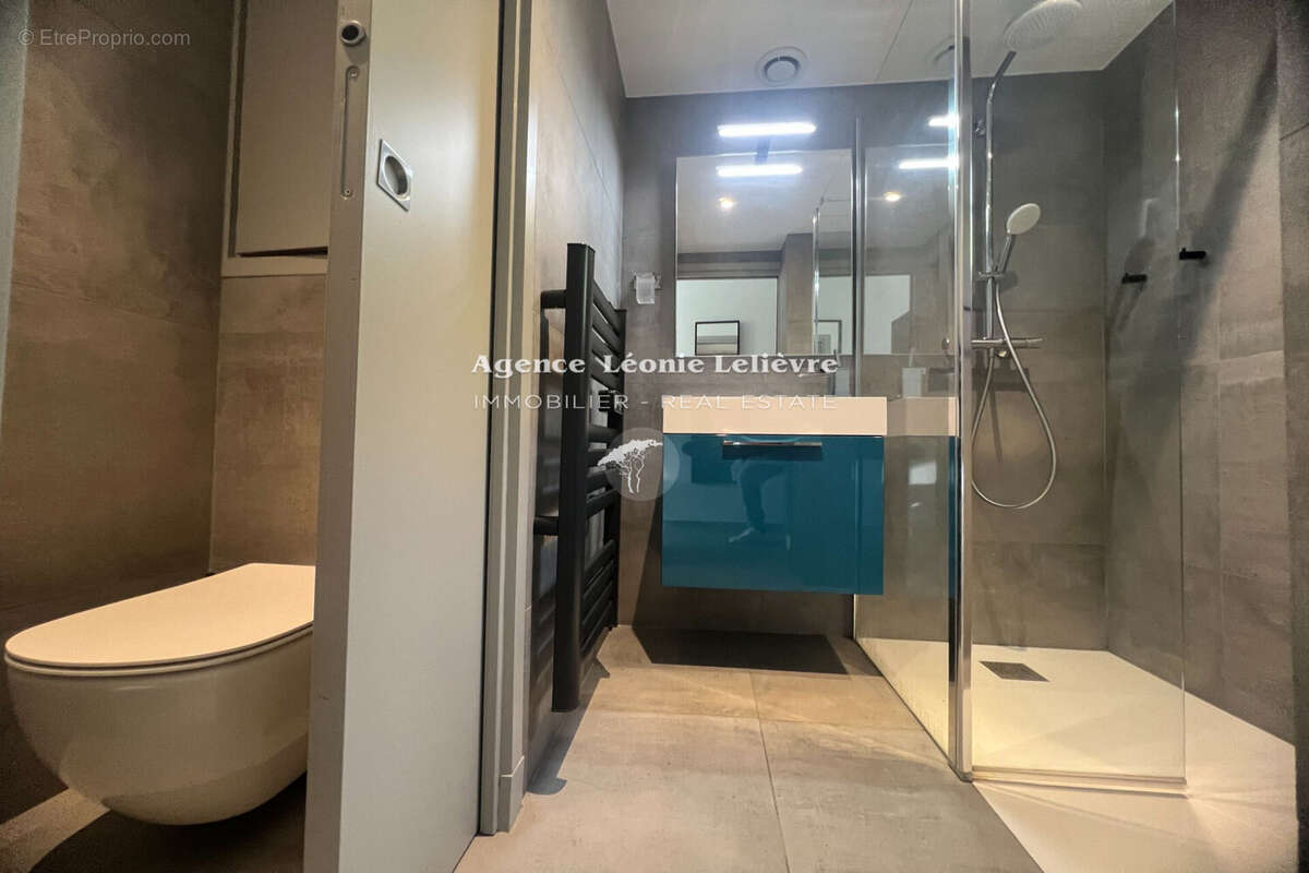 Appartement à LES ISSAMBRES