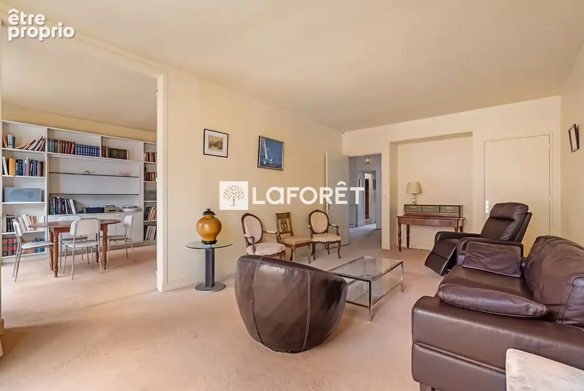 Localisation - etage eleve - balcons - photo 2