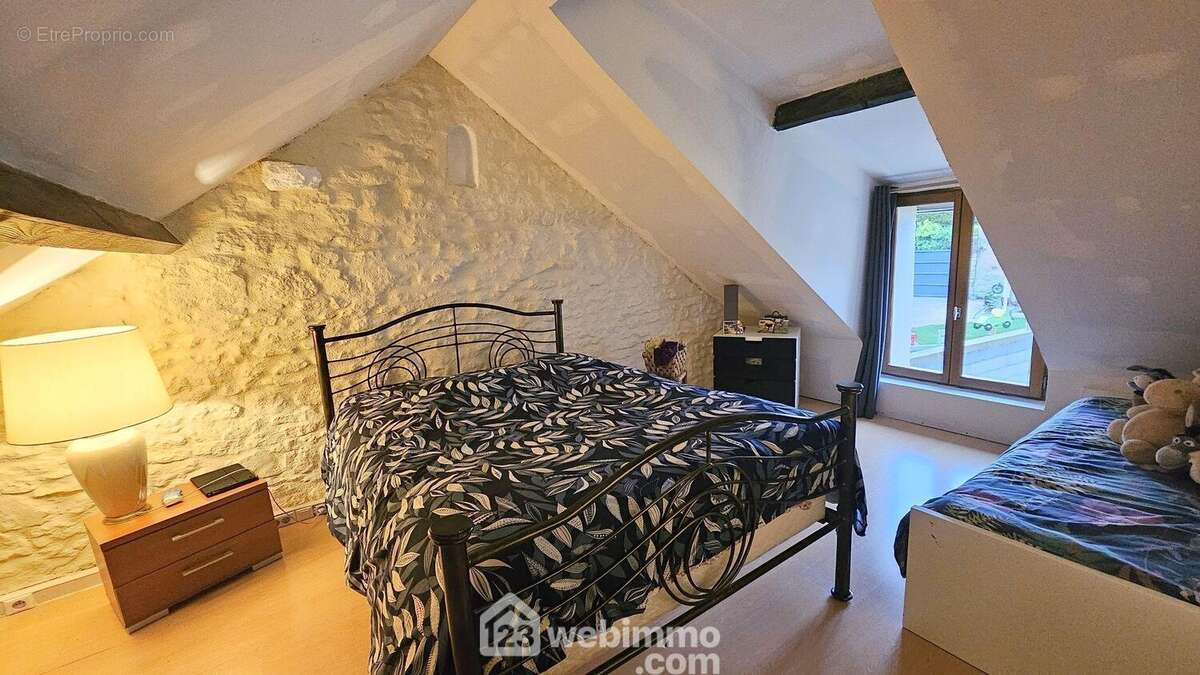 Maison 75 m² à Puiseaux  - photo 6