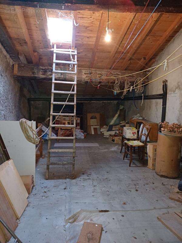 Maison à BELVIANES-ET-CAVIRAC