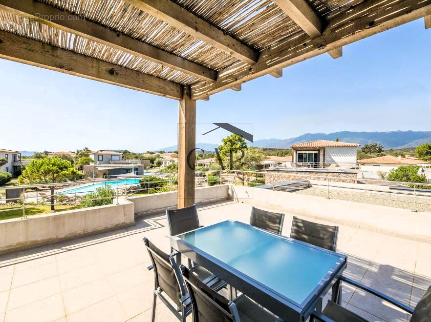 Appartement à LECCI