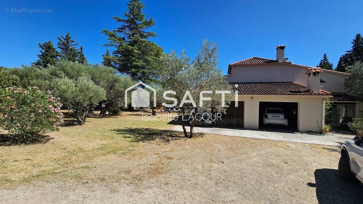 Photo 1 - Maison à VILLECROZE