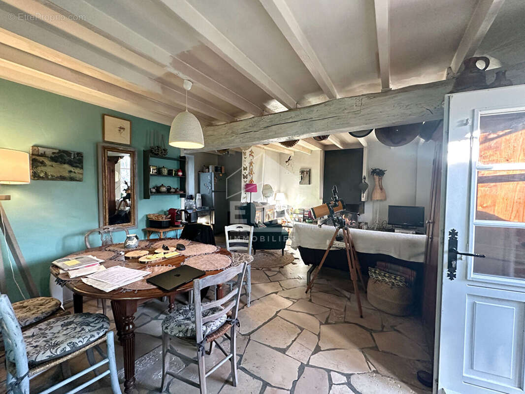 Maison à CHAINTREAUX
