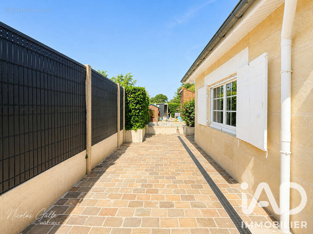 Maison 73 m² à Vayres  - photo 2