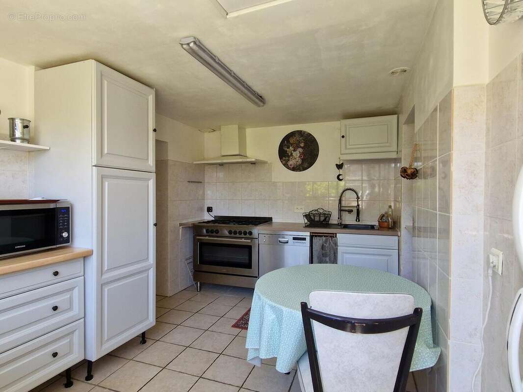 20250408142136 - Maison à SAVIGNAC-DE-MIREMONT