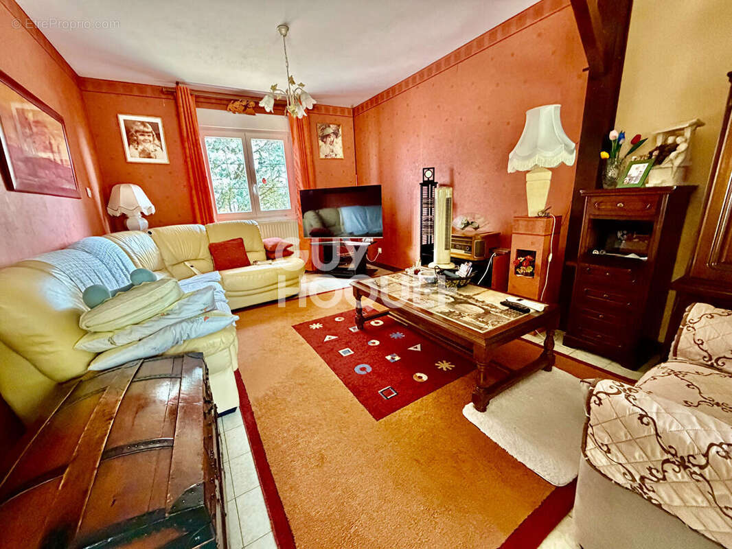 Maison à vendre à Til-Châtel - 6 pièces, 139 m², terrain 1396 m² - photo 3