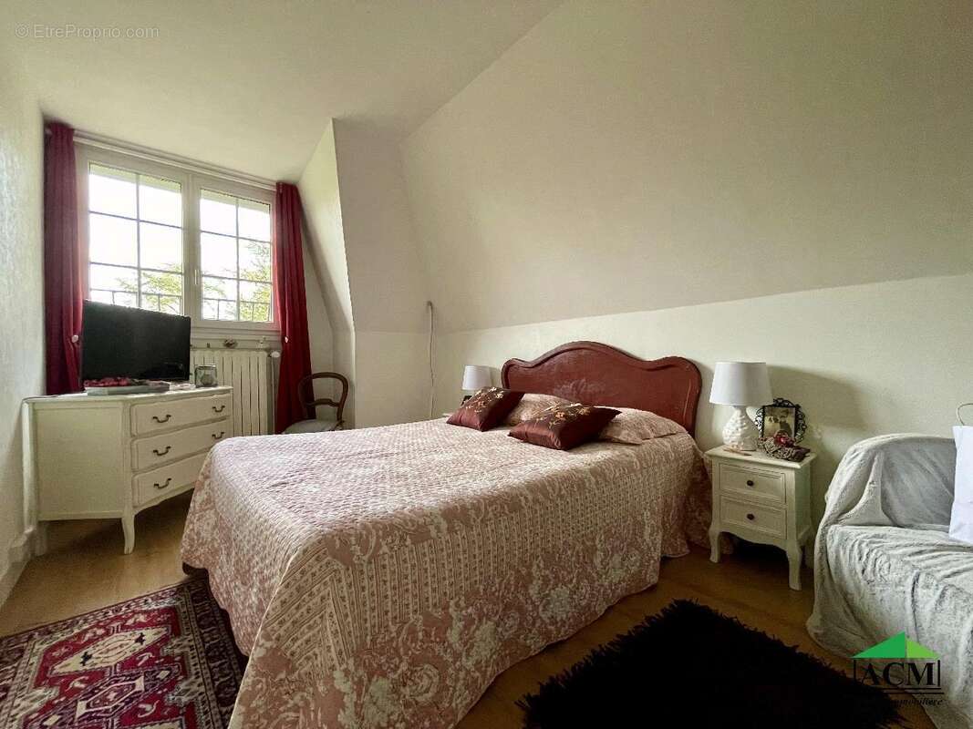 Maison à VILLIERS-ADAM