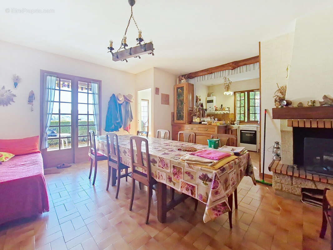 Maison à LA SALVETAT-SUR-AGOUT