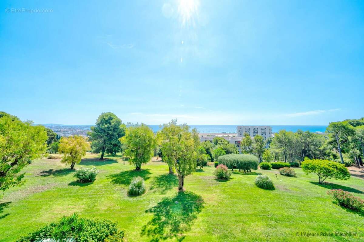 Appartement à CAGNES-SUR-MER