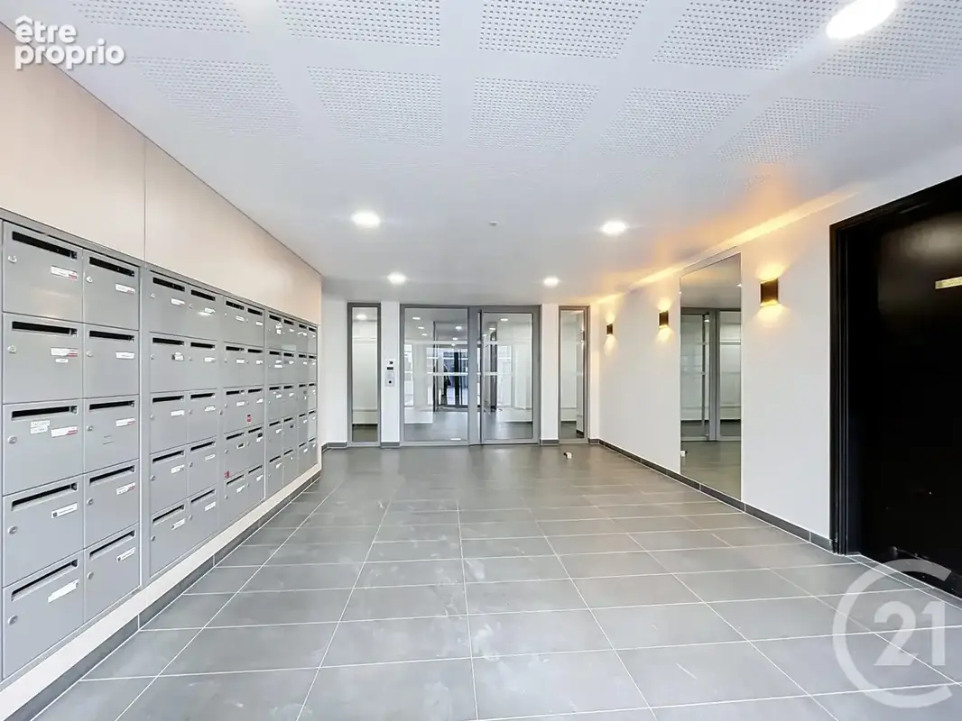 Appartement 1 pièce 27 m² à vendre à Savigny-Le-Temple (77176) - photo 5