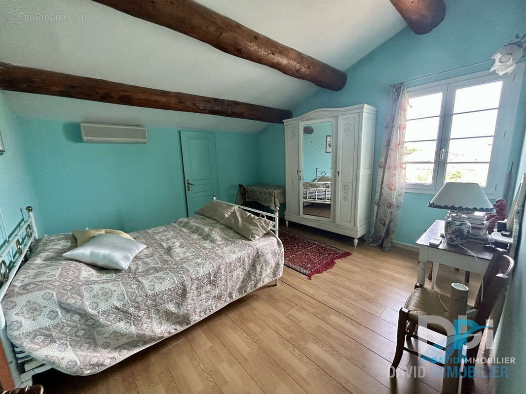 Maison à ESPONDEILHAN