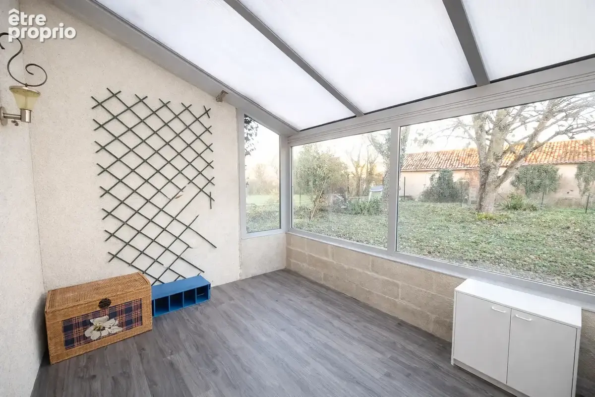 Maison 174 m² à Baignes-Sainte-Radegonde  - photo 6