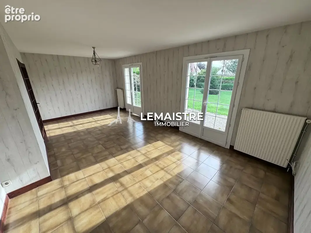 Maison à vendre - Goderville  centre- 120 m² - 5 chambres - Vie de plain-pied - Sous-sol - DPE D - photo 7