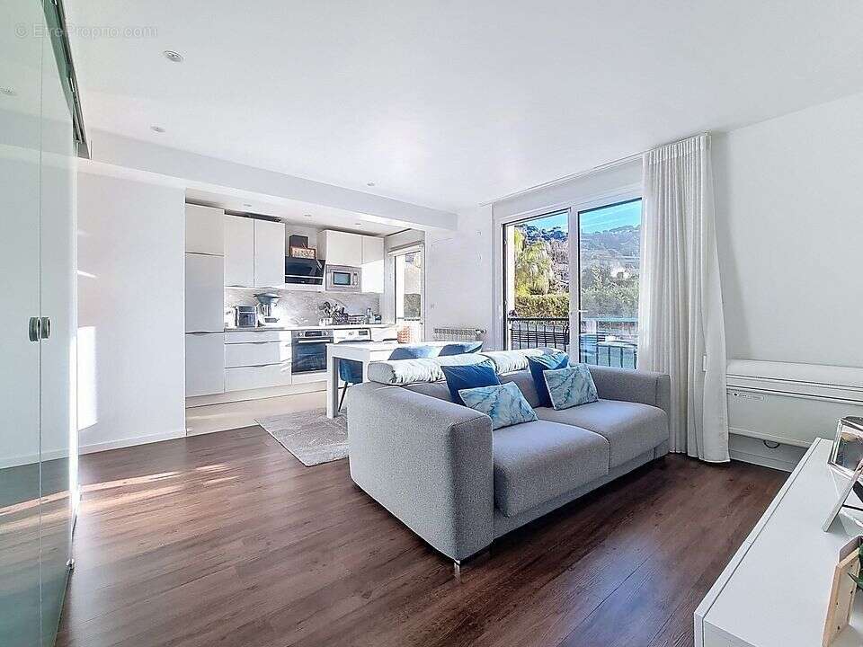 Appartement à LE CANNET