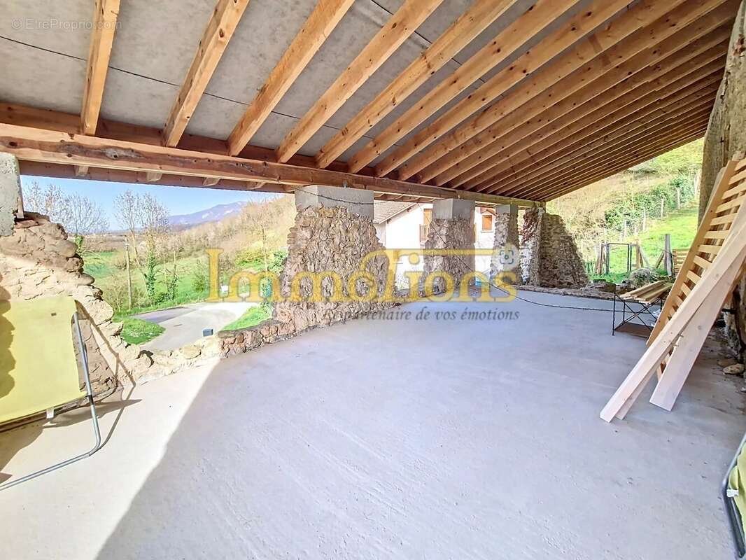 Maison à SAINT-JUST-DE-CLAIX