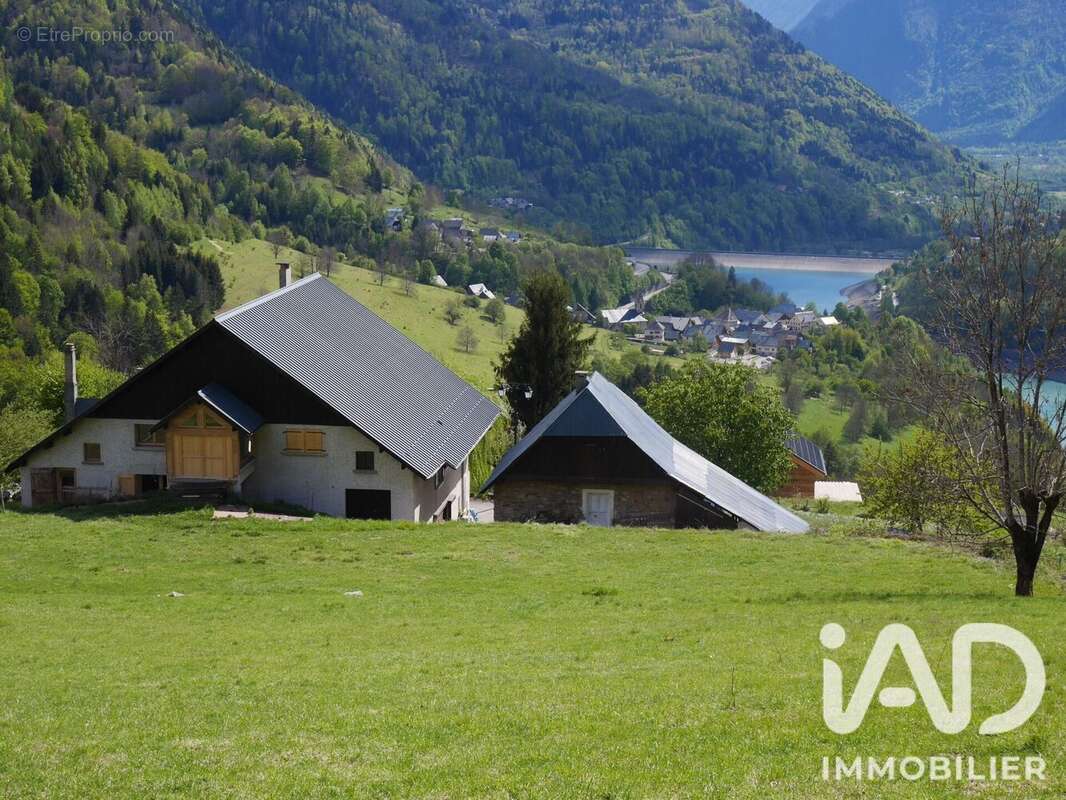 Maison 512 m² à Vaujany  - photo 6