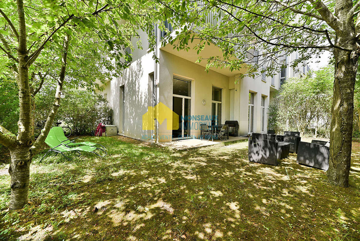 Appartement à SAINTE-GENEVIEVE-DES-BOIS