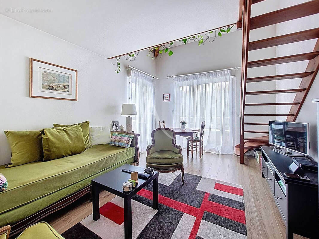 Appartement à OZOIR-LA-FERRIERE