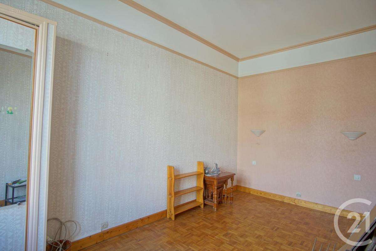 Maison à CHOISY-LE-ROI