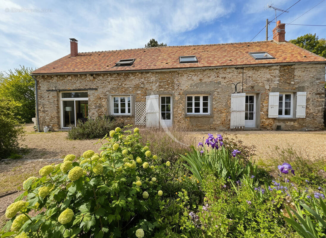 Maison à DOURDAN