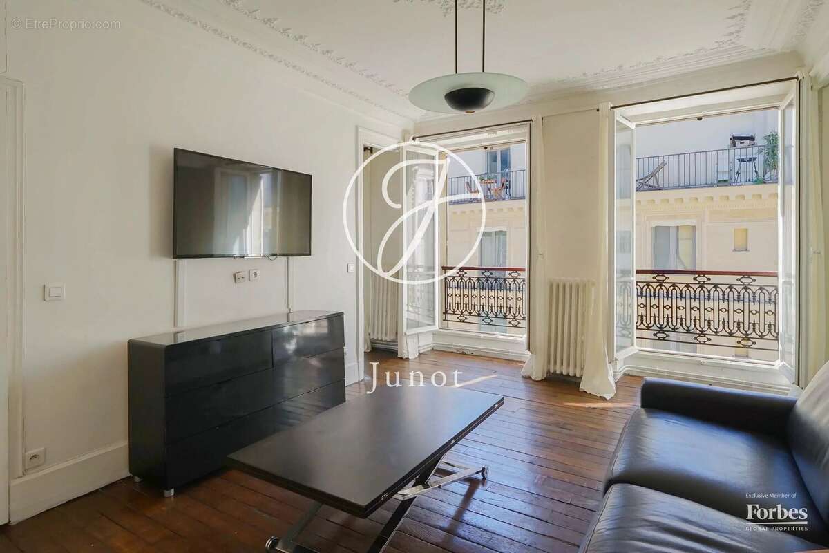 Appartement à PARIS-4E