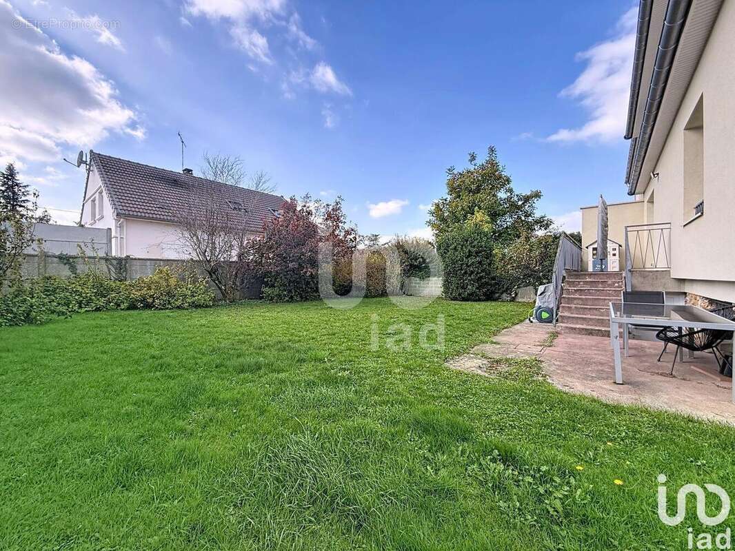 Photo 5 - Maison à PONTAULT-COMBAULT