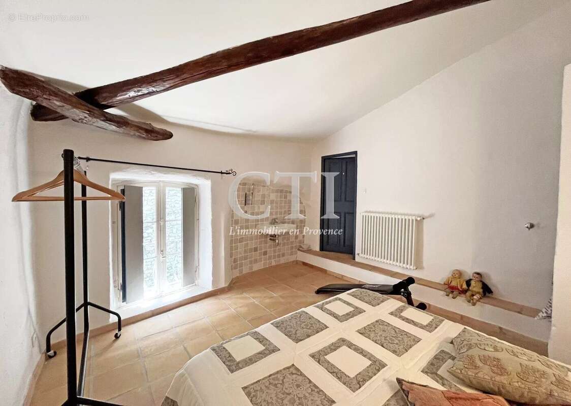 Élégante demeure en pierre avec terrasse panoramique à Vaison-la-Romaine - photo 21
