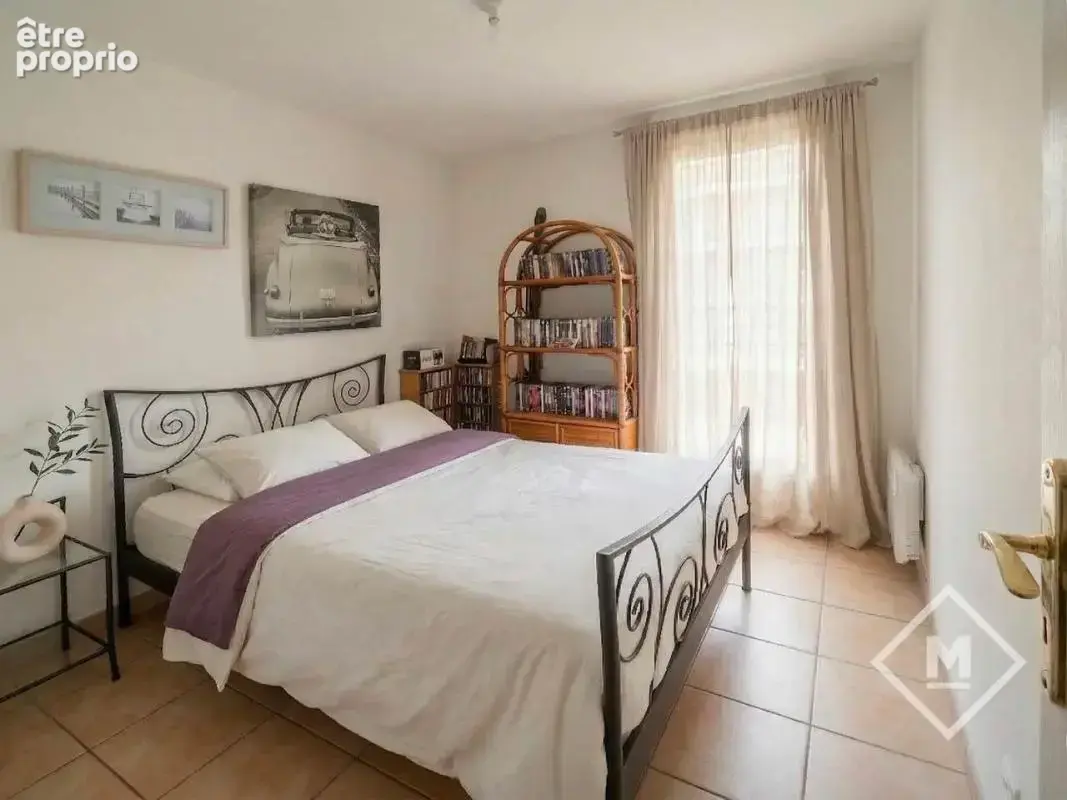 Appartement T3 terrasse, lumineux, vue dégagée à Marseille 10ème (Cap Est) - photo 5