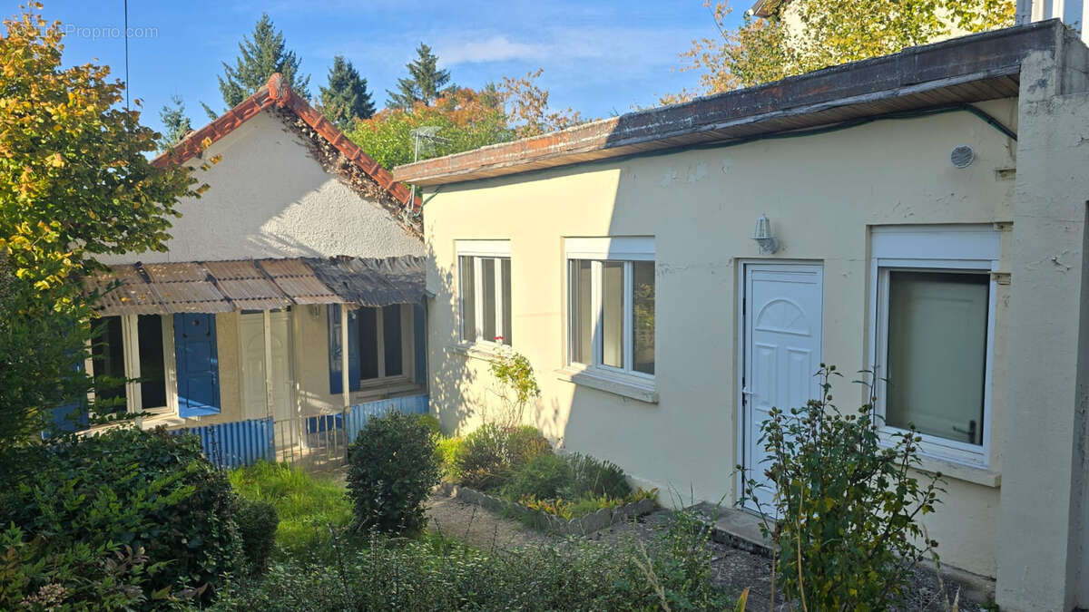 Maison à BURES-SUR-YVETTE