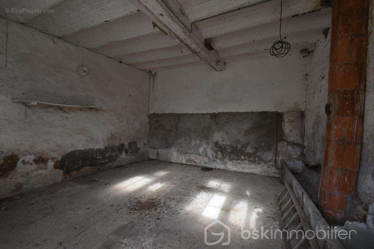 Maison à AUNAY-SOUS-AUNEAU