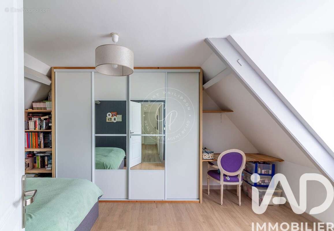 Maison 101 m² à Richebourg  - photo 3