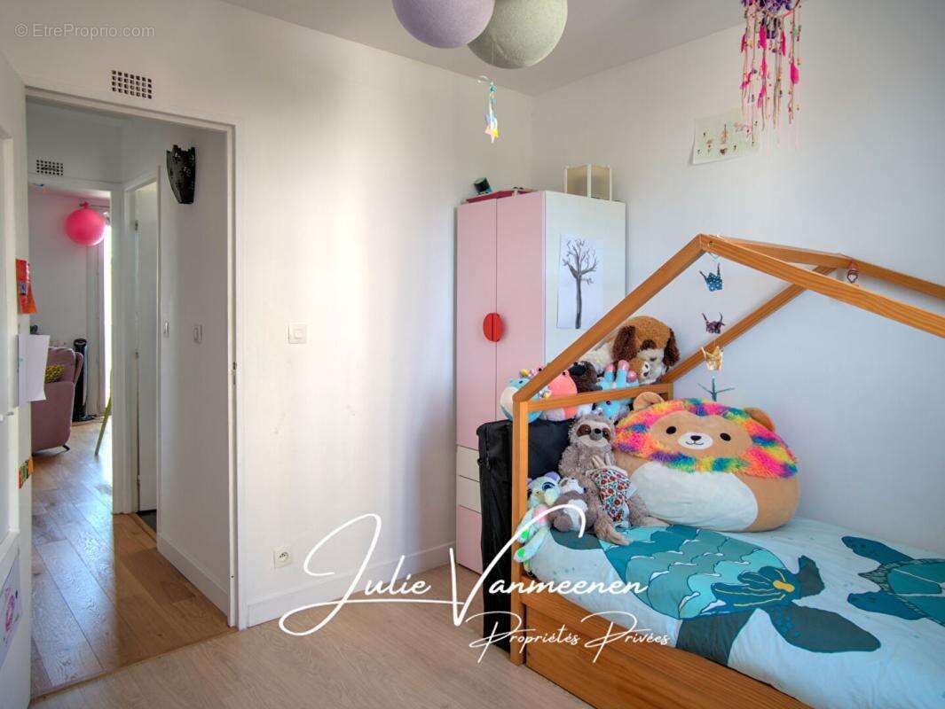 TOULOUSE 31300 / SAINT-CYPRIEN - Appartement T4 de 66,89 m2 - balcon - cave - parking - box privatif - photo 11