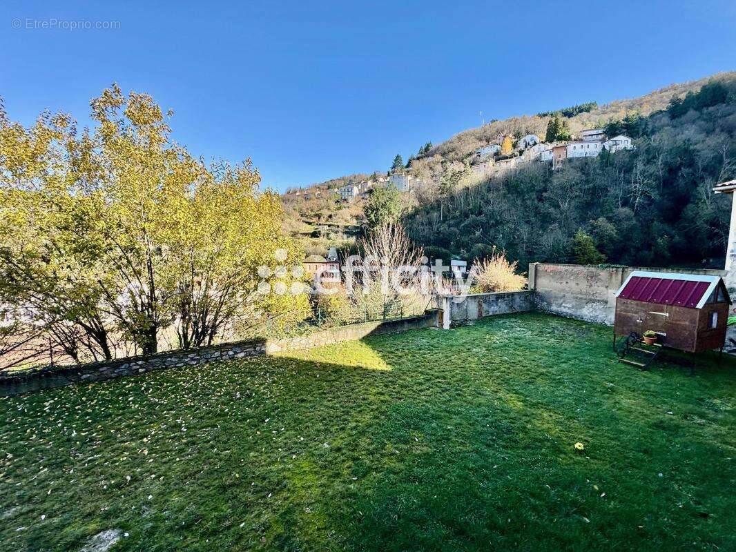 Maison 240 m² à Thiers  - photo 13