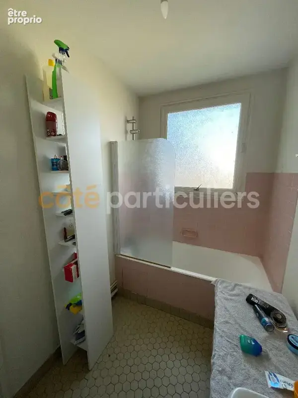 T1bis de 32 m², quartier République à Cholet 49300 - photo 5