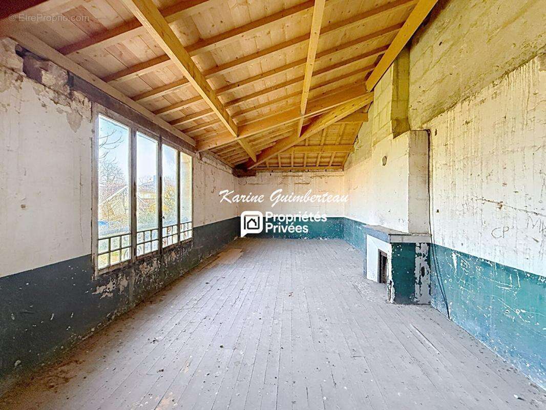 Maison à SAINT-EMILION