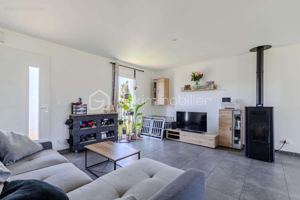 Maison à SAINT-ANDRE-DE-CUBZAC