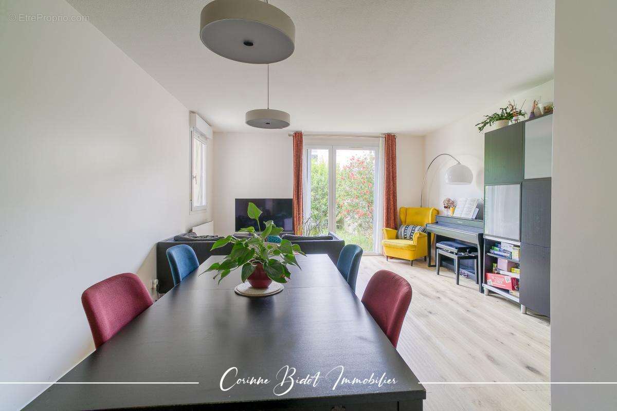 Appartement à SAINT-PRIEST