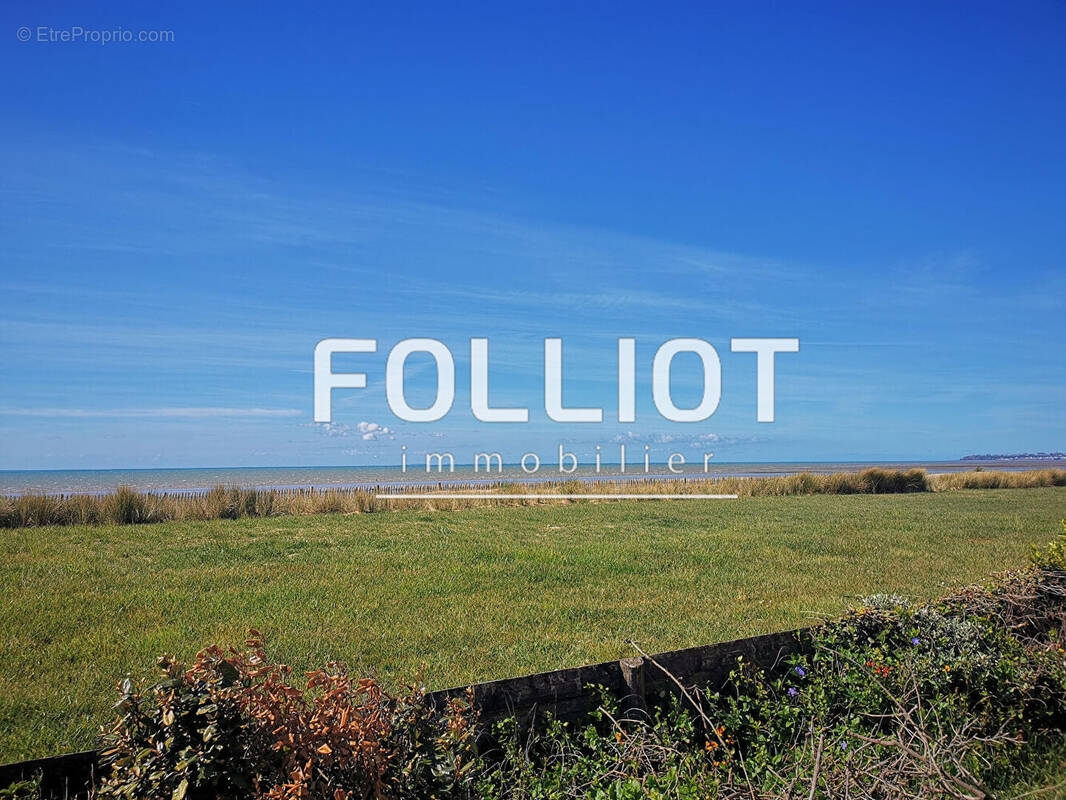 Appartement à JULLOUVILLE