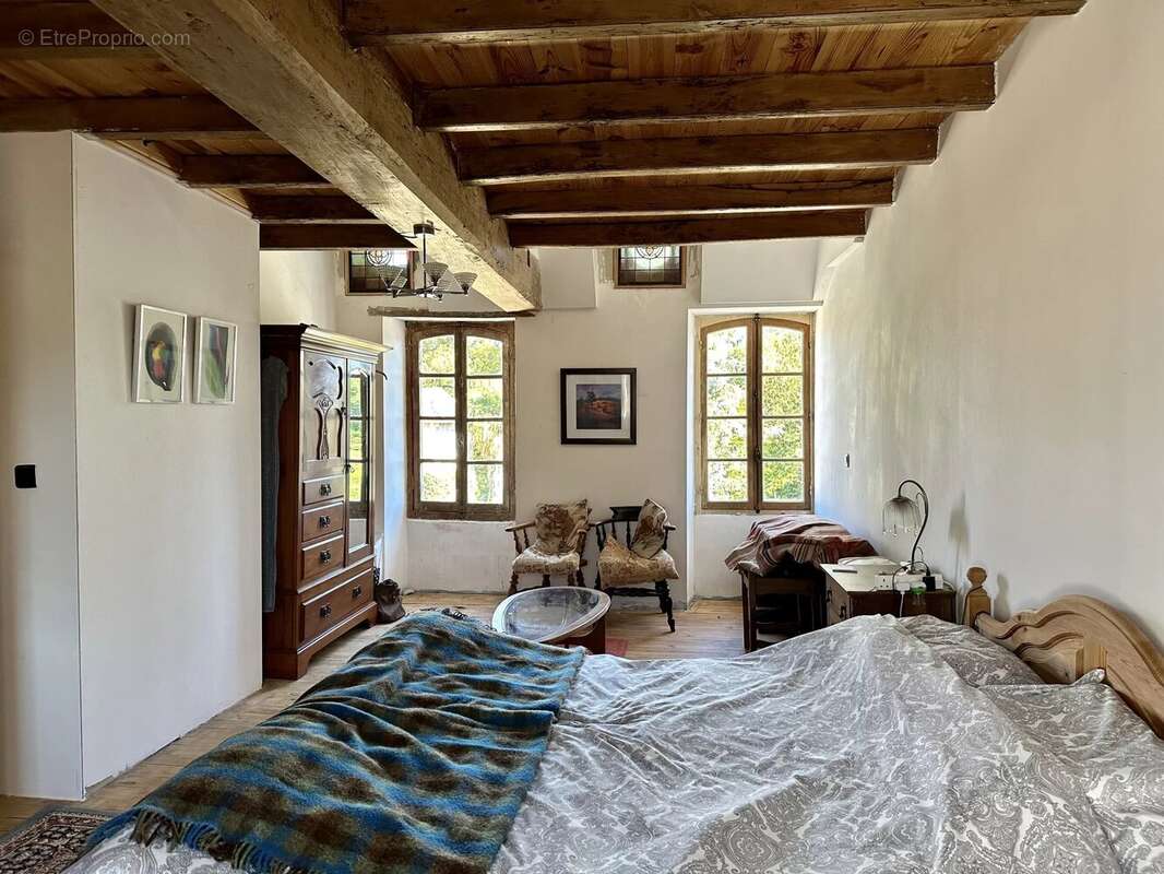 Maison à AUBETERRE-SUR-DRONNE