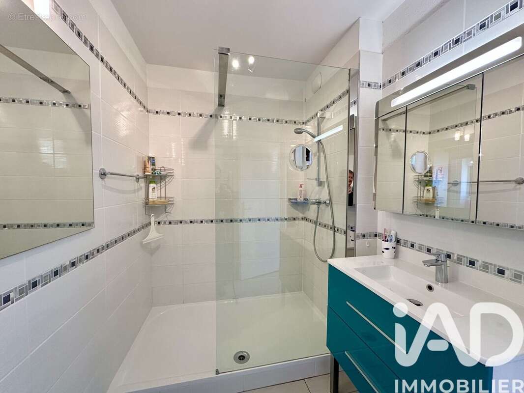 Photo 8 - Appartement à MAUGUIO