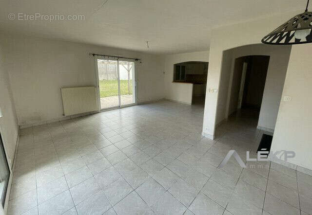Maison 95 m² à Les Herbiers  - photo 2