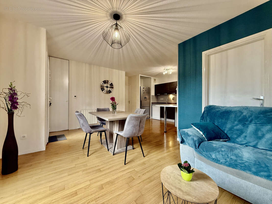 Appartement à L'ISLE-D'ABEAU