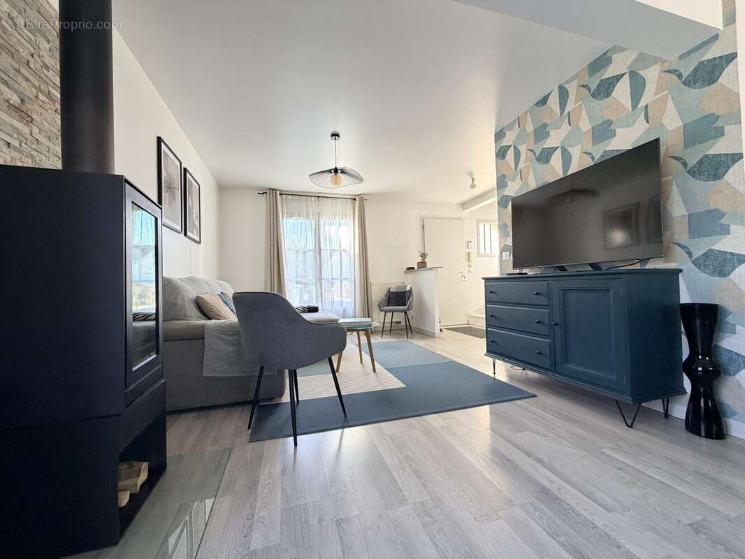 Maison à LA CHAPELLE-EN-SERVAL