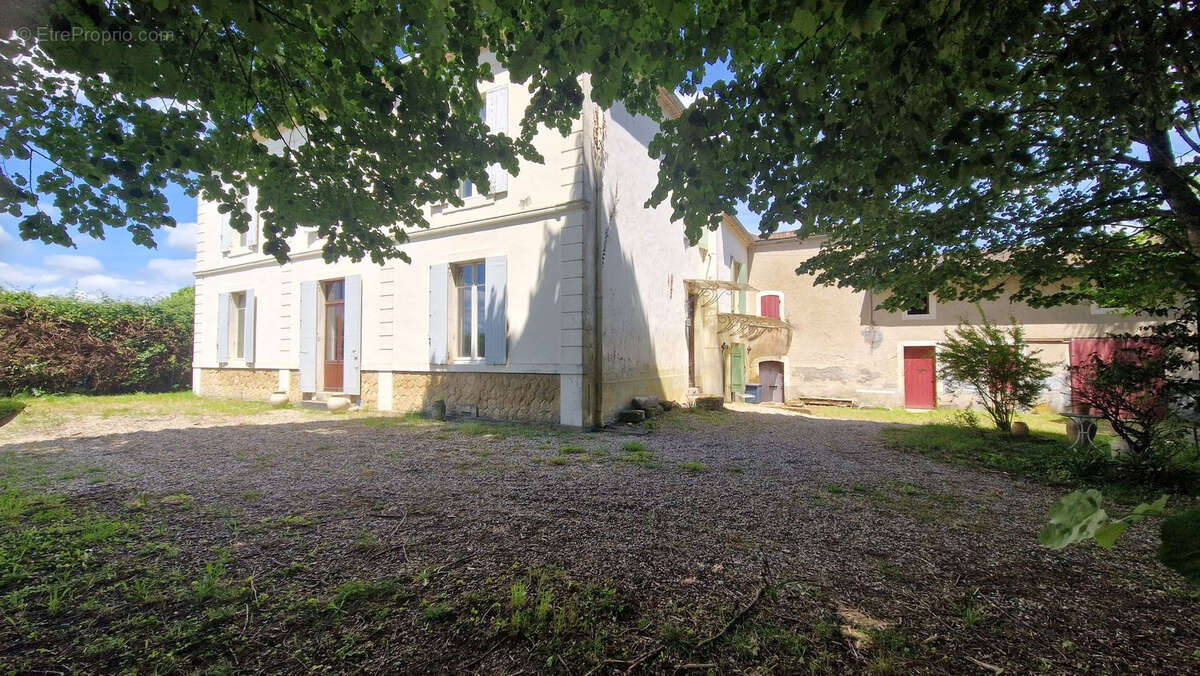 Maison à LANGON