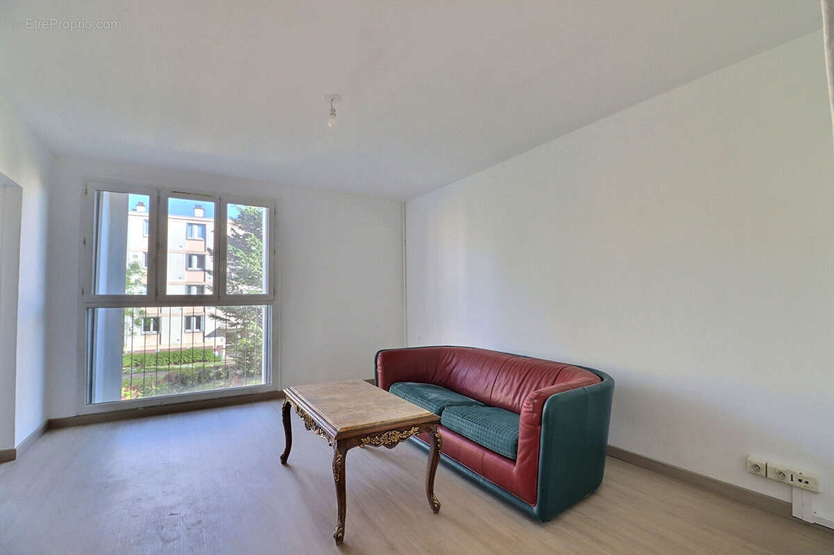 Appartement à TAVERNY